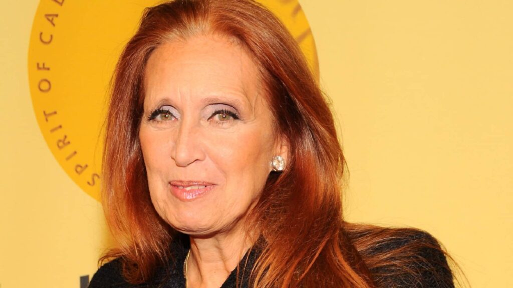 How Many Books Danielle Steel Has Written